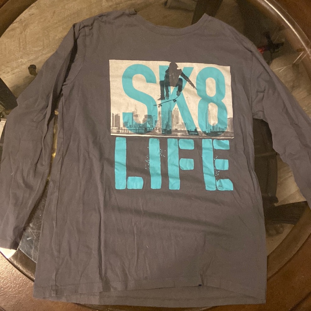 grey sk8 life t shirt.